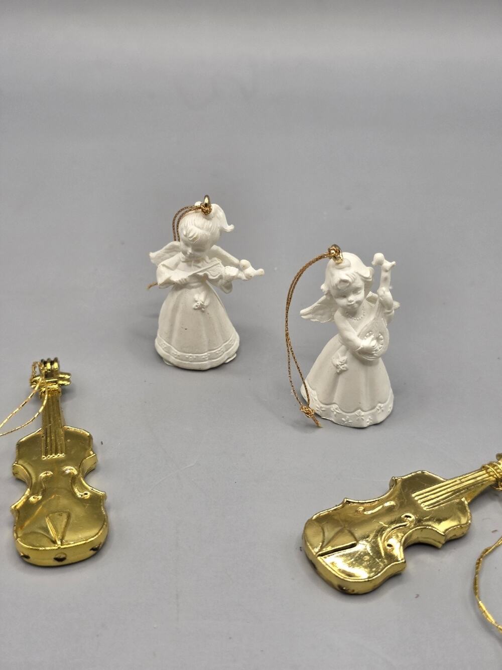 4pc Vintage Christmas Ornaments Lot White Plastic Angels Metallic Gold Violins
